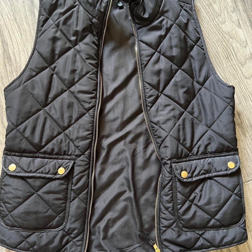 Black vest